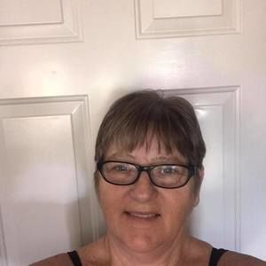 Meet your Posher, Paula